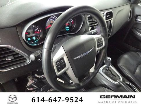 Used 2012 Chrysler 200 Limited FWD image 17