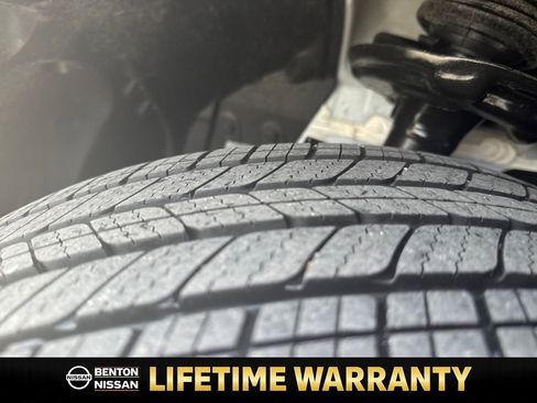 Certified 2025 Nissan Rogue Platinum w/ Platinum Premium Package image 29