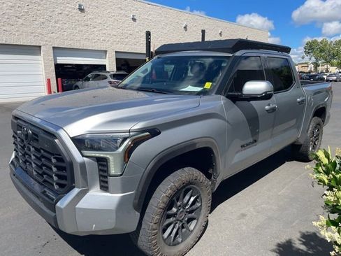 Used 2022 Toyota Tundra Limited w/ TRD Off-Road Package image 4