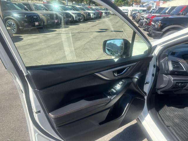Used 2023 Subaru Crosstrek 2.5i Limited w/ Moonroof Package AWD/4WD image 7
