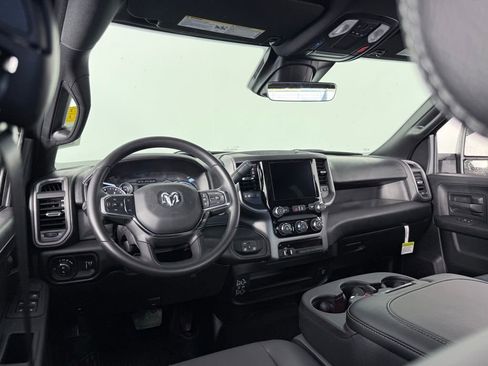 New 2026 RAM 2500 Tradesman w/ Chrome Appearance Group image 14