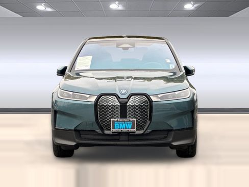 Used 2025 BMW iX xDrive50 image 6