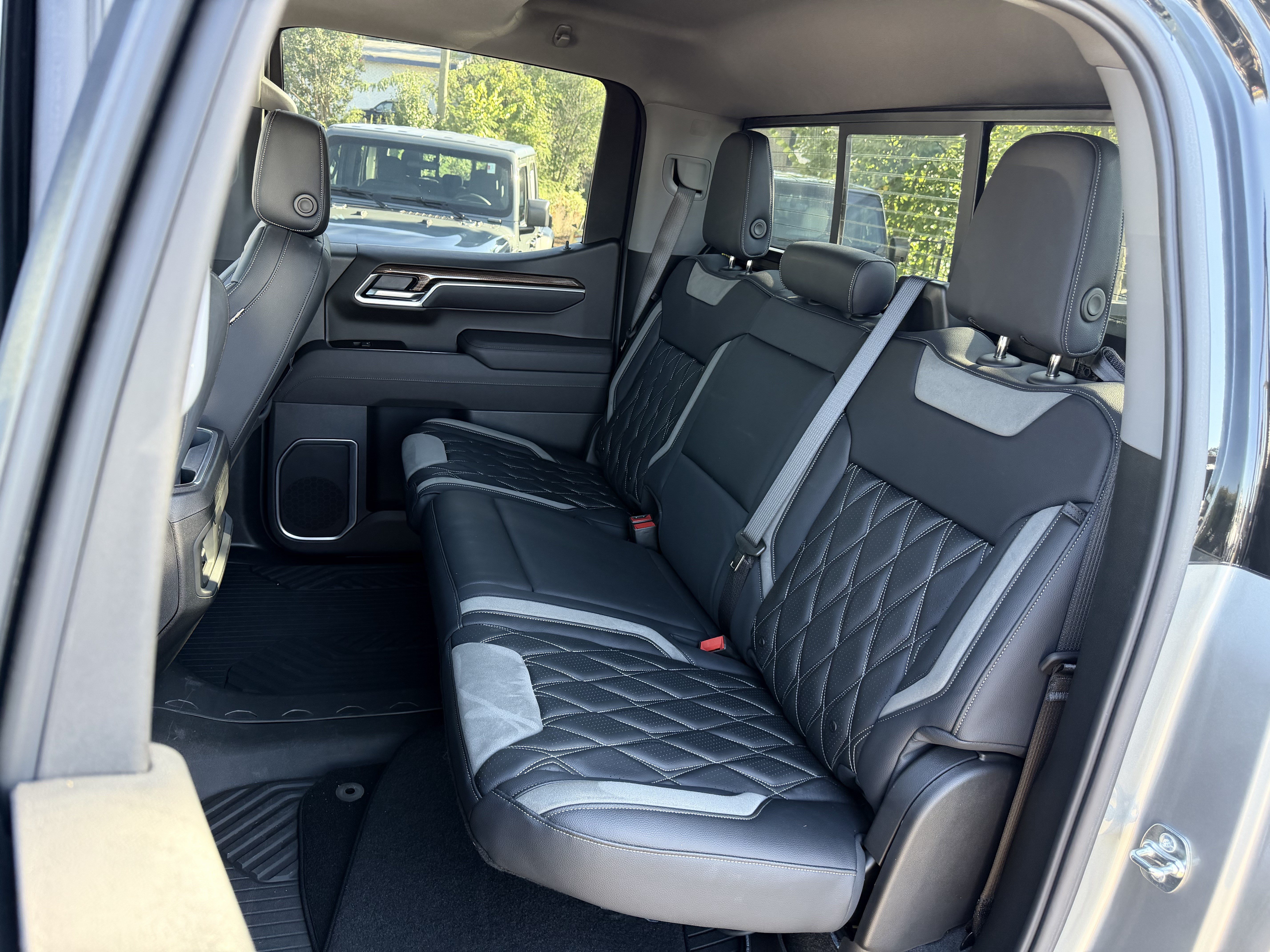 Used 2026 Chevrolet Silverado 1500 RST AWD/4WD image 35