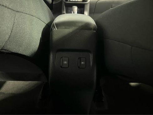 Used 2023 Nissan Kicks SR w/ Interior Electronics Package FWD image 11
