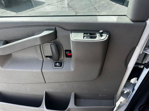 Used 2019 Chevrolet Express 2500 w/ Safety Package RWD image 17