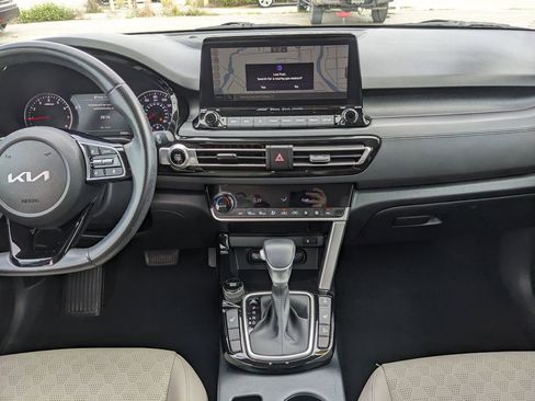 Certified 2023 Kia Seltos SX AWD/4WD image 17