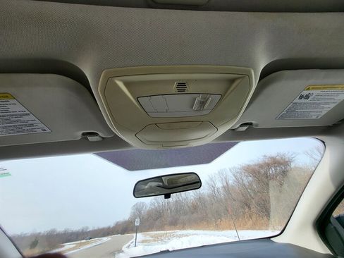 Used 2013 Ford Focus SE FWD image 22