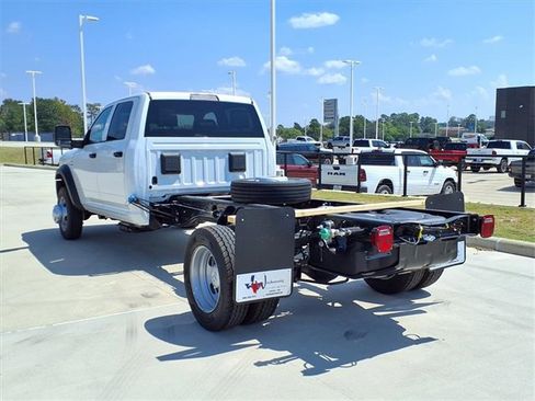 New 2026 RAM 5500 Tradesman w/ Chrome Appearance Group image 2