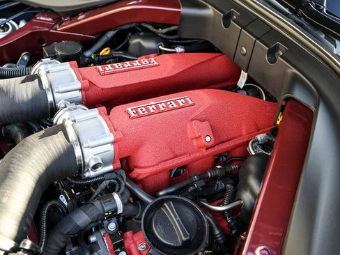 Used 2025 Ferrari Roma Spider RWD image 27