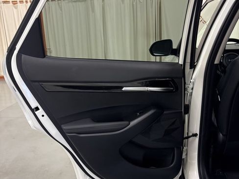 Used 2026 Kia Seltos S FWD image 23