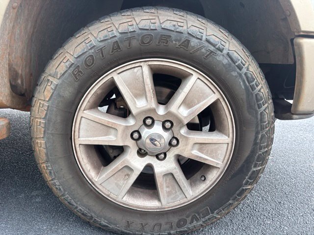 Used 2012 Ford F150 Lariat w/ Lariat Plus Pkg AWD/4WD image 4