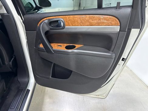 Used 2012 Buick Enclave Leather FWD image 36