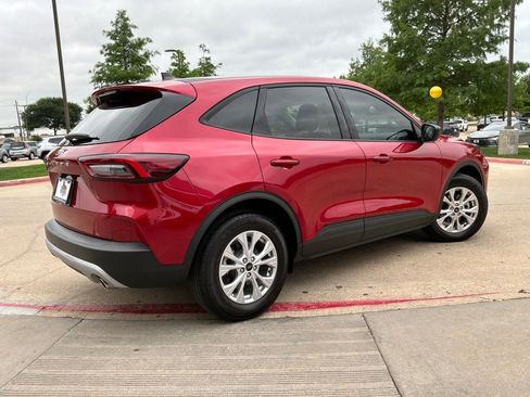 Used 2025 Ford Escape Active FWD image 6