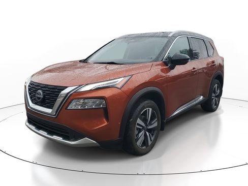 Certified 2023 Nissan Rogue Platinum image 3