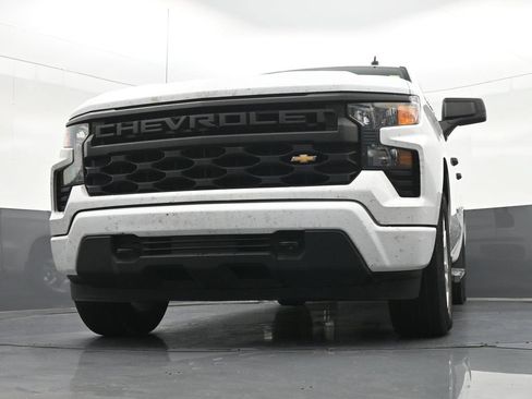 Used 2022 Chevrolet Silverado 1500 Custom RWD image 30
