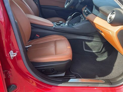 Used 2019 Alfa Romeo Giulia w/ Quick Order Package 22K Sport image 13