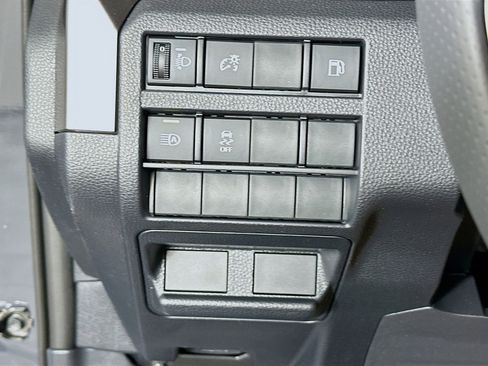 Used 2026 Toyota 4Runner SR5 RWD image 17
