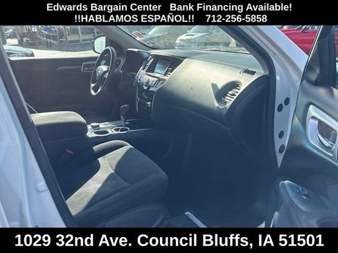 Used 2014 Nissan Pathfinder S AWD/4WD image 10