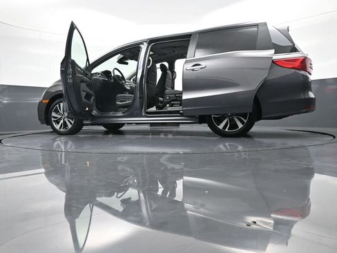 Certified 2024 Honda Odyssey Touring image 50