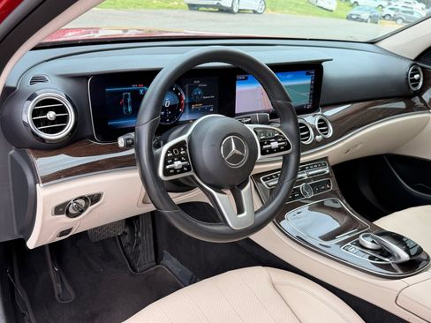 Used 2020 Mercedes-Benz E 350 4MATIC Sedan w/ Premium Package image 25