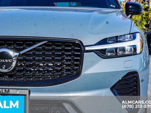 Used 2024 Volvo XC60 T8 Plus w/ Climate Package image 12