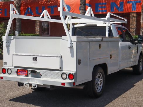 Used 2022 Ford F350 XL w/ Power Equipment Group image 9