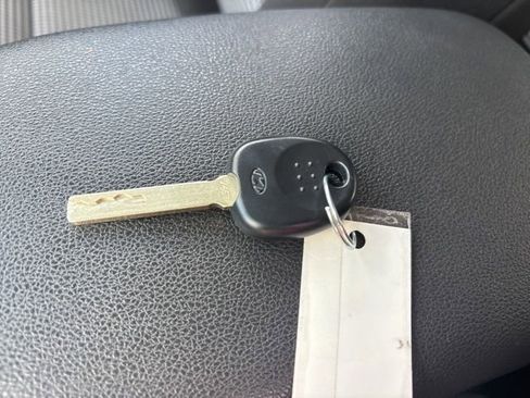 Used 2022 Hyundai Kona SE image 46