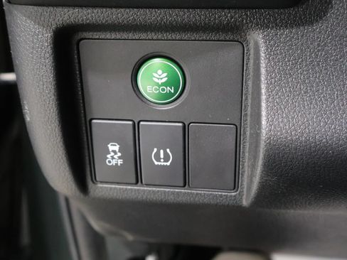 Used 2018 Honda HR-V EX image 33