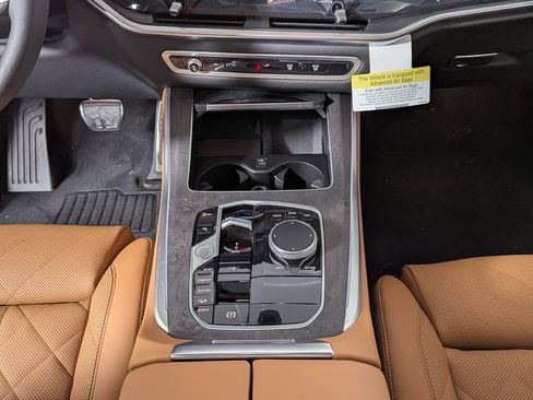 New 2026 BMW X5 xDrive40i w/ M Sport Package AWD/4WD image 30