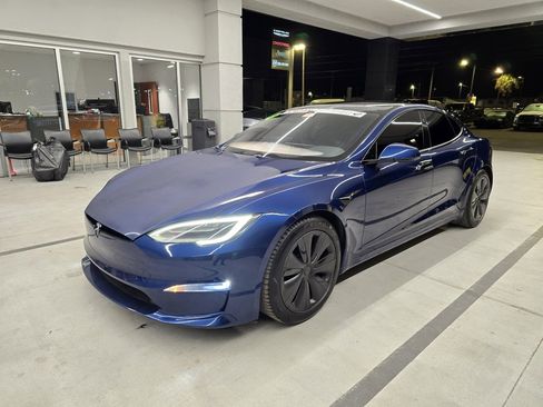 Used 2021 Tesla Model S Plaid image 2