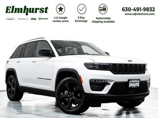 Used 2025 Jeep Grand Cherokee Limited w/ Black Appearance Package AWD/4WD video 1