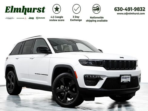 Used 2025 Jeep Grand Cherokee Limited w/ Black Appearance Package AWD/4WD image 1