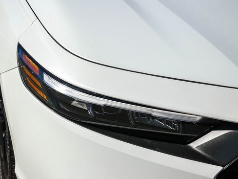 Used 2025 Honda Accord SE image 13