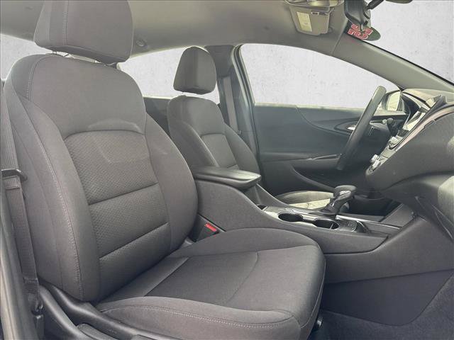 Used 2025 Chevrolet Malibu LT FWD image 18