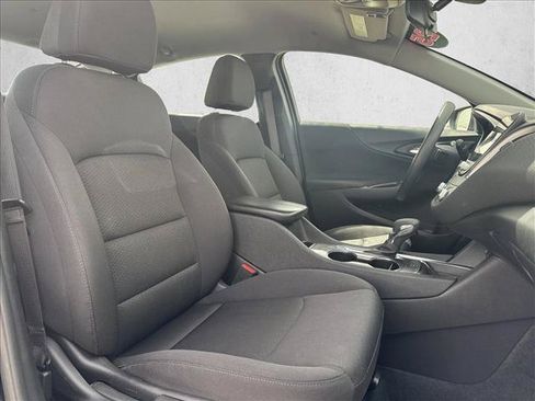 Used 2025 Chevrolet Malibu LT FWD image 18