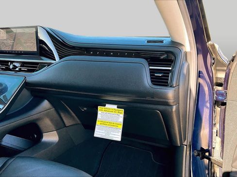 Used 2025 INFINITI QX80 Luxe RWD image 27