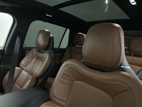 Used 2022 Lincoln Aviator Reserve w/ Equipment Group 201A image 31