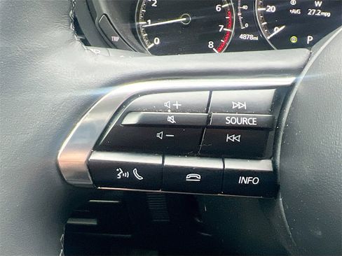 Used 2025 MAZDA MAZDA3 2.5 Turbo Sedan w/Premium Plus image 12