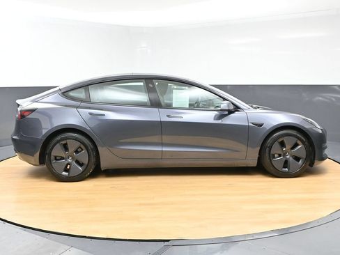 Used 2023 Tesla Model 3 Standard Range RWD image 7
