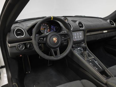 Certified 2025 Porsche 718 Boxster Spyder RS RWD image 51