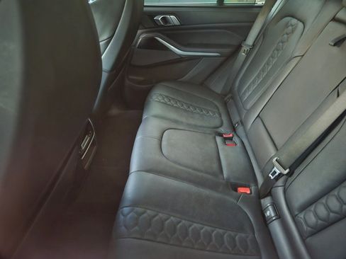 Used 2021 BMW X5 M w/ Executive Package image 11