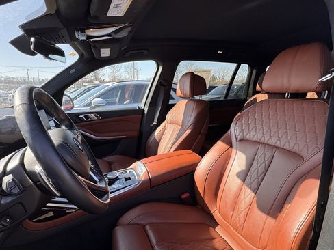 Used 2023 BMW X7 xDrive40i image 10