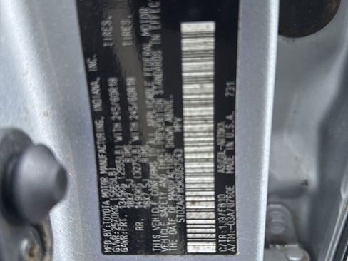 Used 2019 Toyota Highlander LE FWD image 10