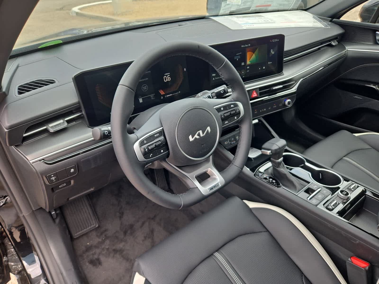 New 2027 Kia K5 GT-Line FWD image 10
