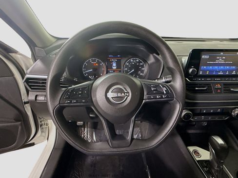 Used 2023 Nissan Altima 2.5 S image 13