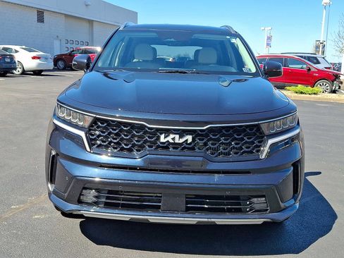 Used 2023 Kia Sorento EX AWD/4WD image 2