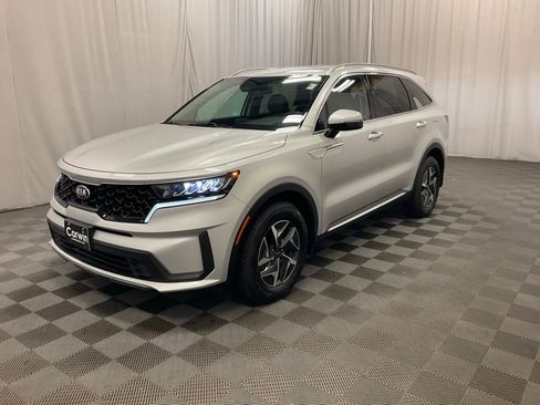 Used 2021 Kia Sorento S FWD image 5
