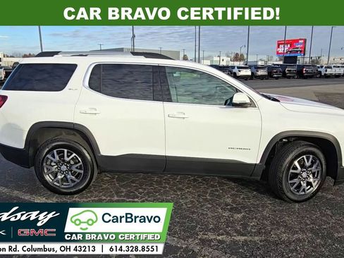 Certified 2023 GMC Acadia SLT w/ Preferred Package image 9