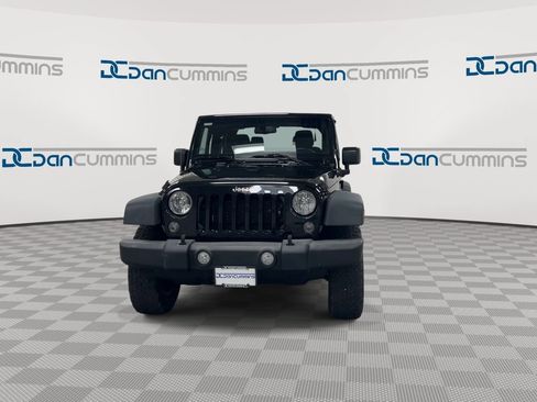 Used 2016 Jeep Wrangler Sport w/ Quick Order Package 24S AWD/4WD image 3