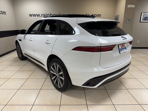 Used 2025 Jaguar F-PACE R-Dynamic S image 4